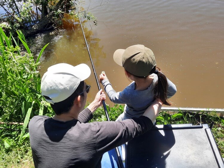fishing lessons Devon spires lakes kids beginners